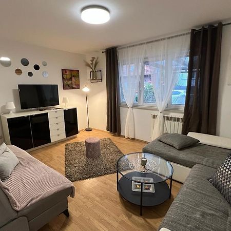 Apartman Lara Zagreb Extérieur photo