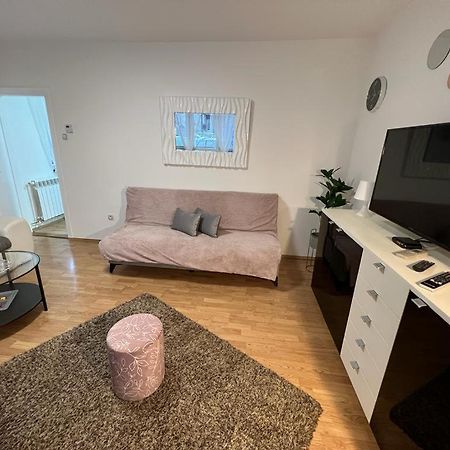 Apartman Lara Zagreb Extérieur photo