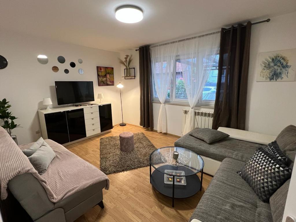 Apartman Lara Zagreb Extérieur photo