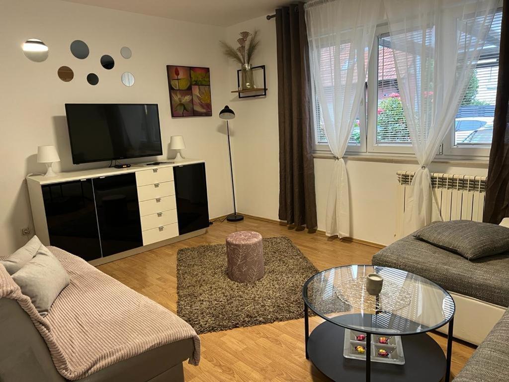 Apartman Lara Zagreb Extérieur photo