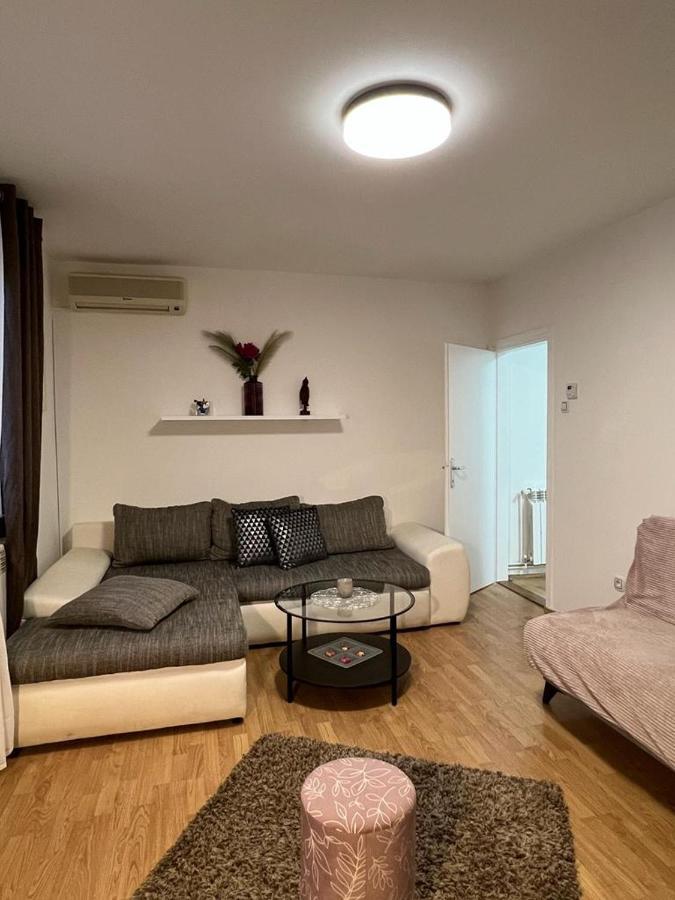 Apartman Lara Zagreb Extérieur photo