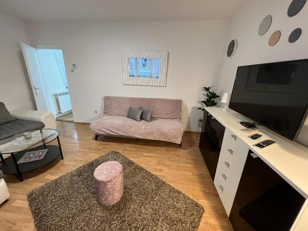 Apartman Lara Zagreb Extérieur photo